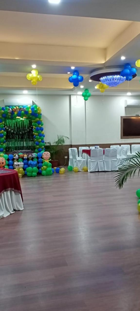 Mg Regency Hotel Baddi Екстериор снимка
