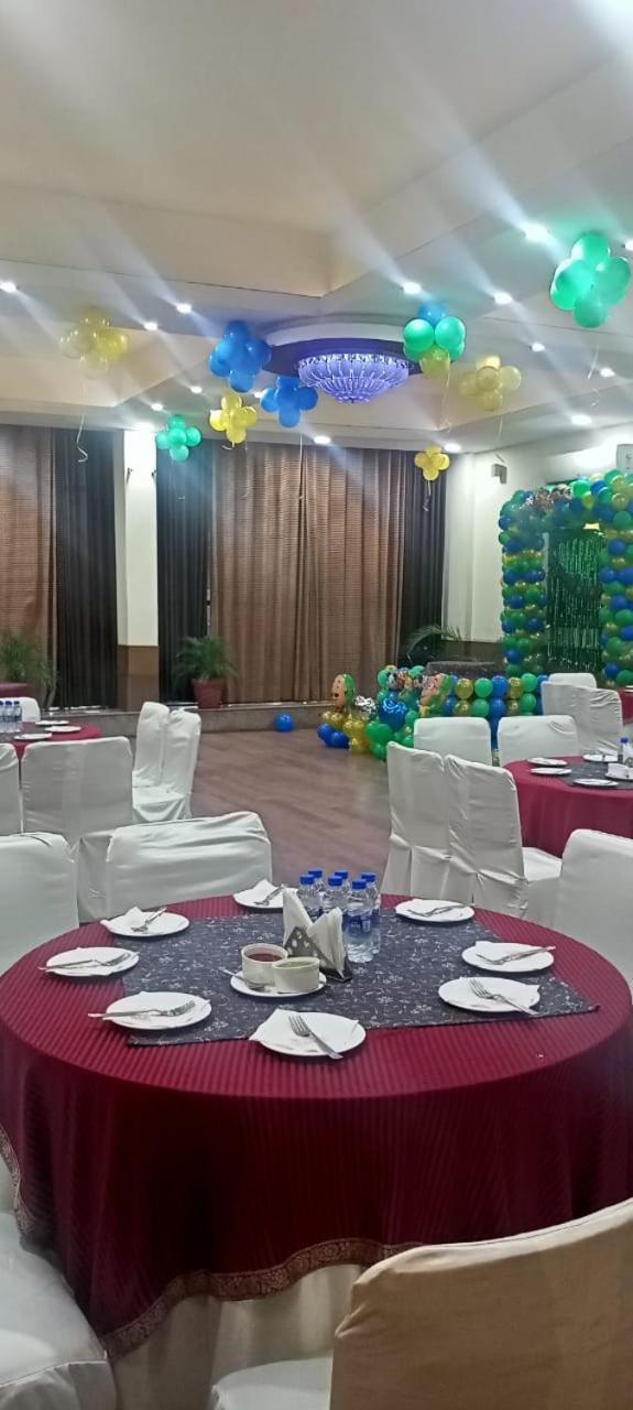 Mg Regency Hotel Baddi Екстериор снимка