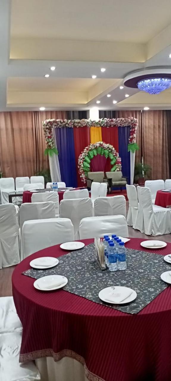 Mg Regency Hotel Baddi Екстериор снимка