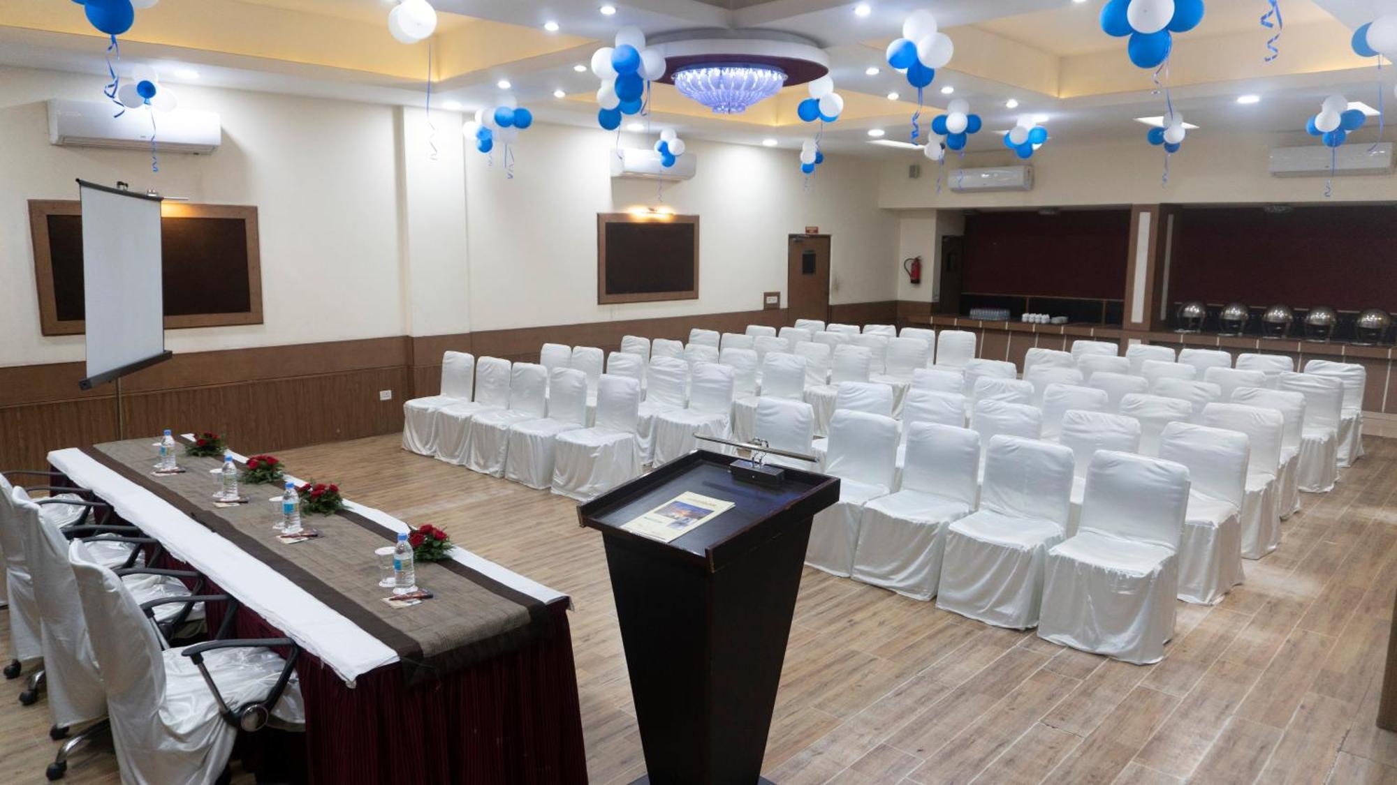 Mg Regency Hotel Baddi Екстериор снимка